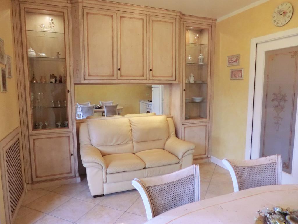 Doctor House Desenzano Leilighet Desenzano del Garda Eksteriør bilde