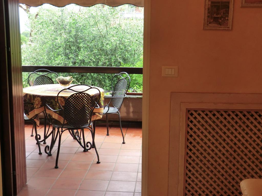 Doctor House Desenzano Leilighet Desenzano del Garda Eksteriør bilde