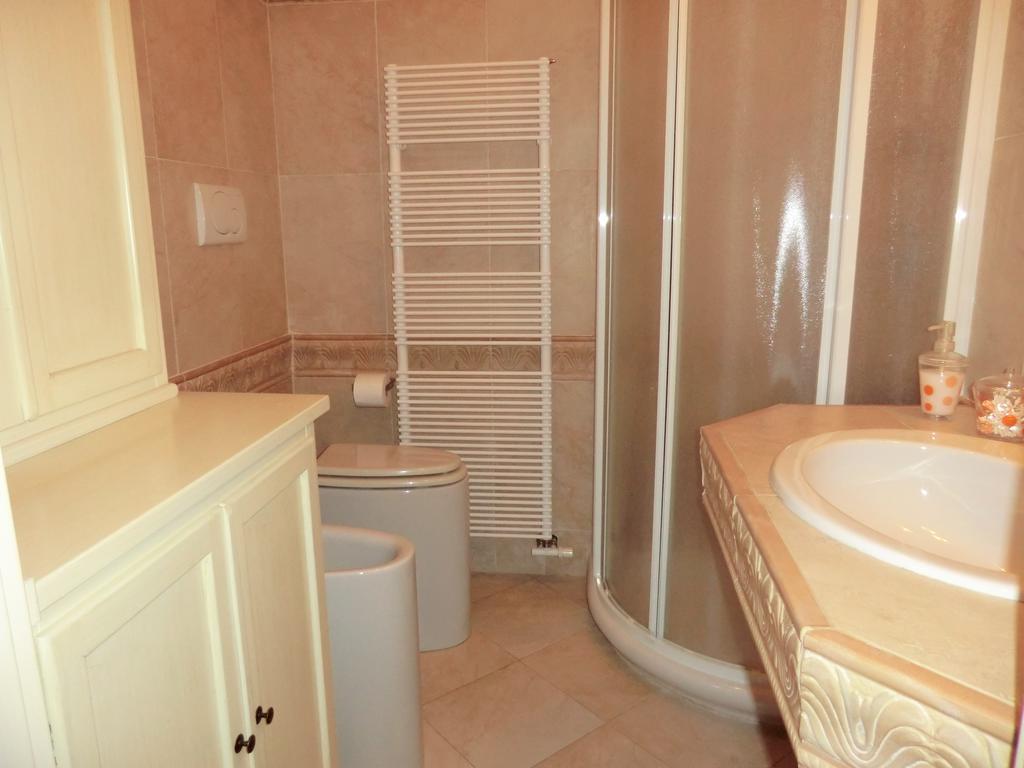 Doctor House Desenzano Leilighet Desenzano del Garda Eksteriør bilde