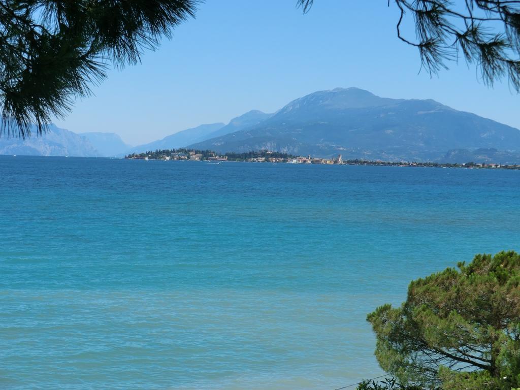 Doctor House Desenzano Leilighet Desenzano del Garda Eksteriør bilde